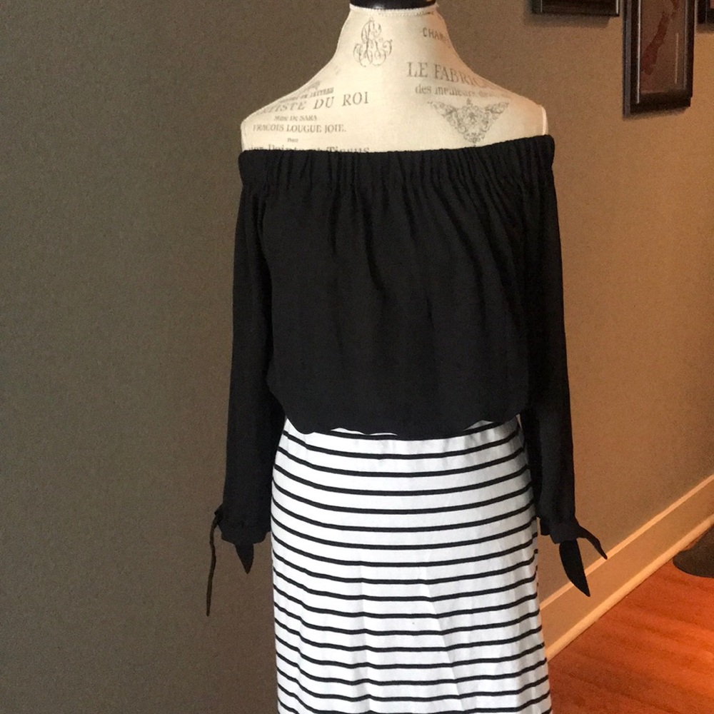 Express off the shoulder black top